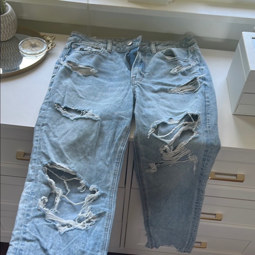 American Eagle Outfitters Blue Boyfriend Jeans Distressed Relaxed Fit